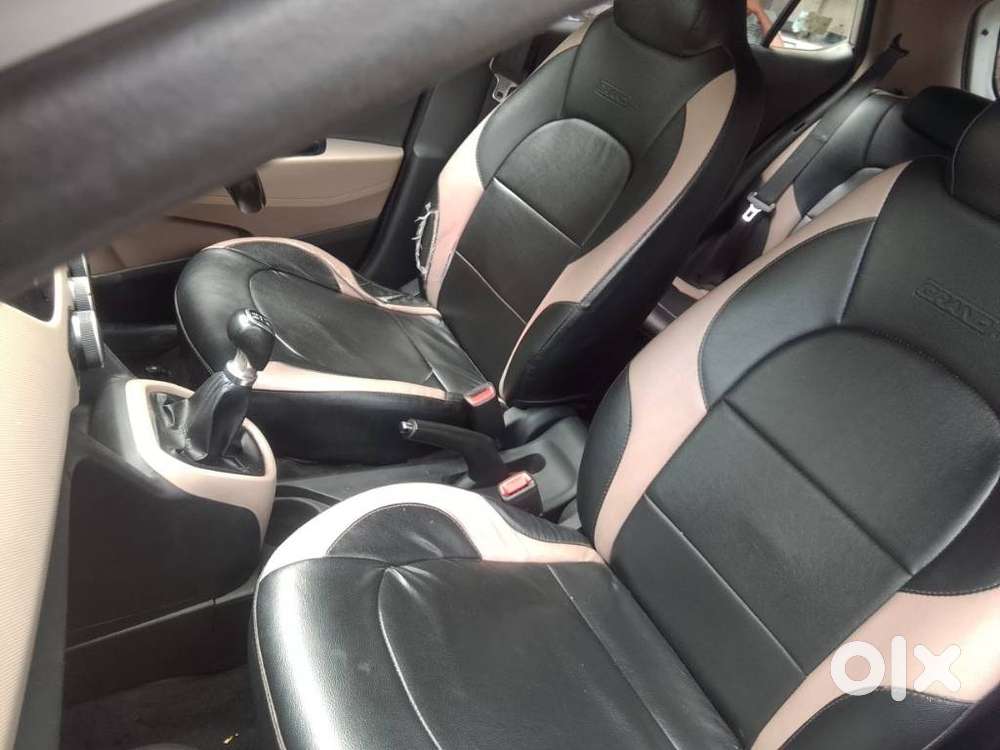 Hyundai Grand I10 Sportz, 2016, Petrol