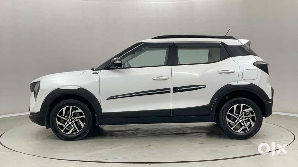 Mahindra Xuv 3xo Ax5l 1.2 Petrol At, 2024, Petrol