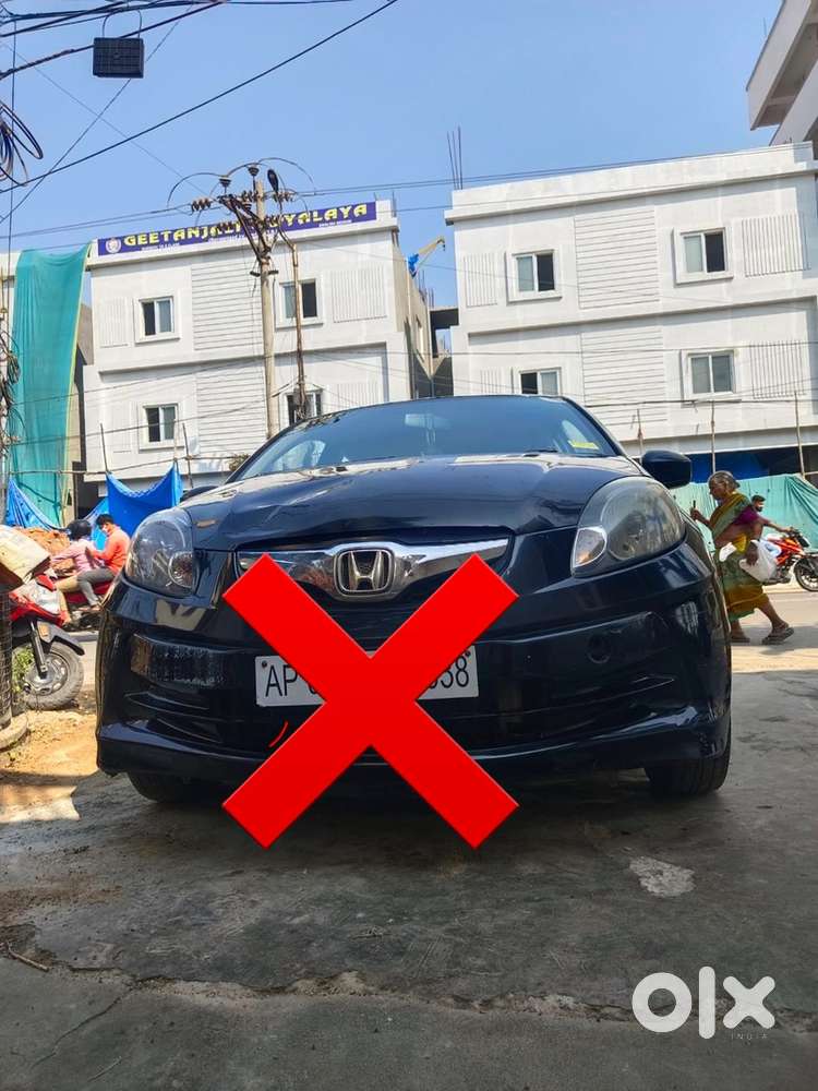 Honda Brio 2012 Petrol Well Maintained