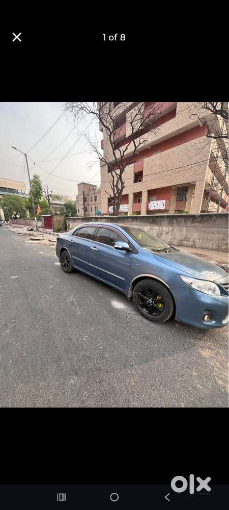 Toyota Corolla Altis 2011 Petrol Manual