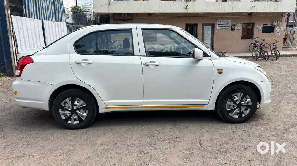 Maruti Suzuki Dzire Tour 2016