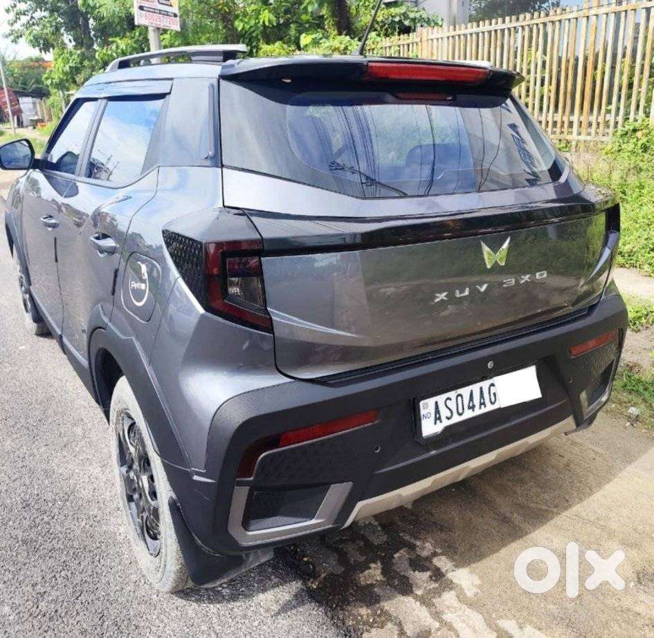 Mahindra Xuv 3xo Mx3, 2025, Petrol