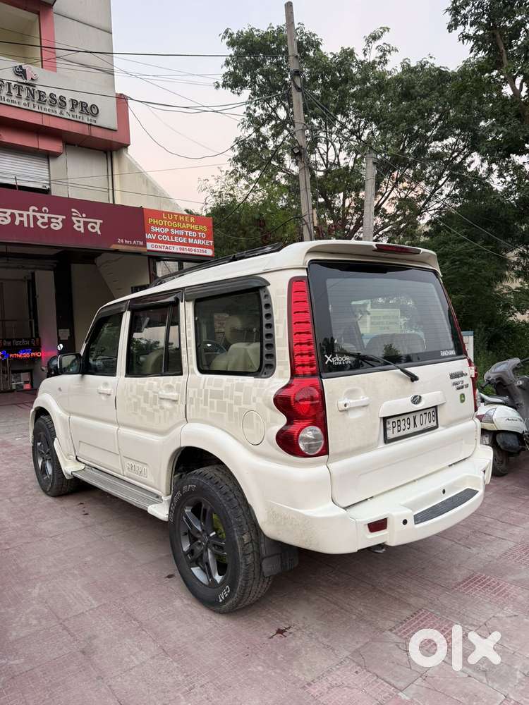 Mahindra Scorpio Vlx 2wd Bsiv, 2012, Diesel