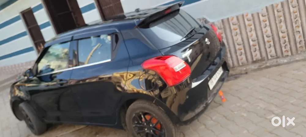 Maruti Suzuki Swift 2023 Cng & Hybrids 54000 Km Driven