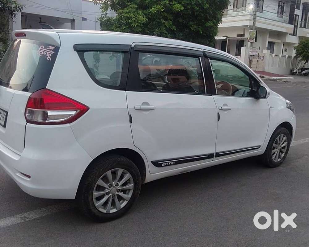 Maruti Suzuki Ertiga Zxi Plus Petrol, 2013, Cng & Hybrids