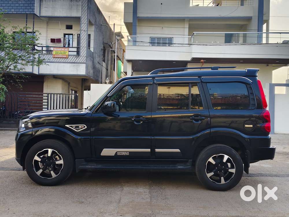 Mahindra Scorpio S11 Mt 7s, 2025, Diesel