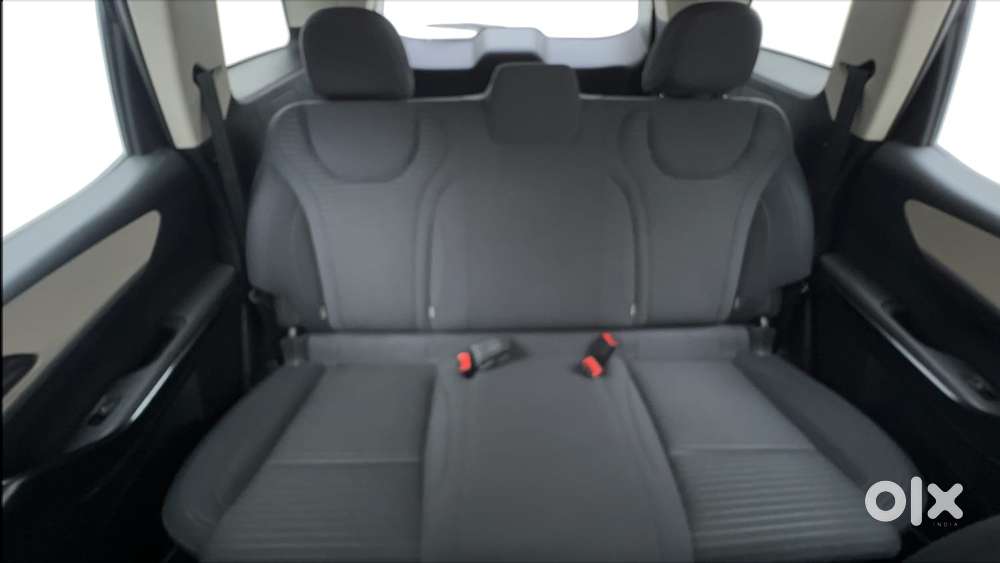 Mahindra Xuv700 2.2 Ax 5 Diesel At Str, 2023, Diesel