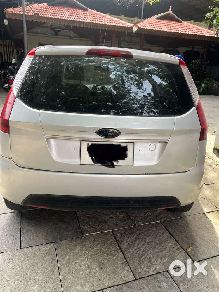 Ford Figo Petrol Manual 2012
