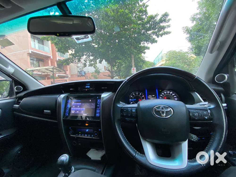 Toyota Fortuner 4x2 Mt 2.7 Petrol, 2020, Petrol