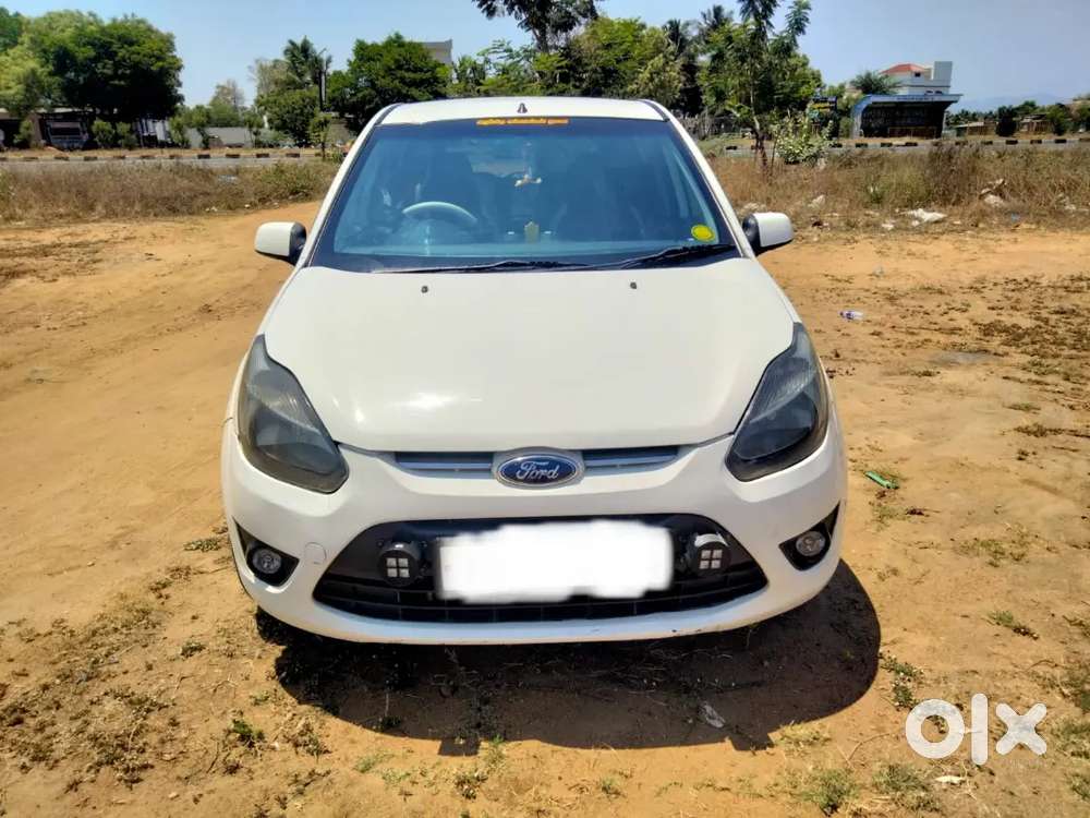 Ford Figo 2012 Diesel 97950 Km Driven