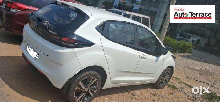 Tata Altroz 1.2 Xz Plus Dark Edition, 2021, Petrol