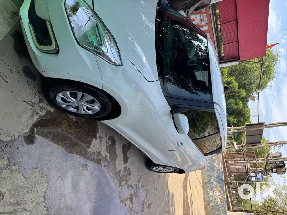 Maruti Swift Vxi Petrol Cng 10/2021 Model