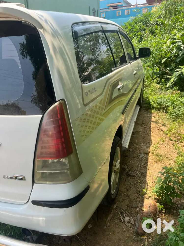 Toyota Innova 2.5 2010