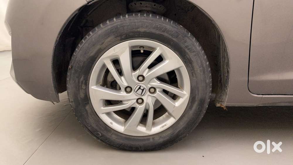 Honda Jazz [2020-2023] 1.2 V I-vtec Mt, 2015, Petrol