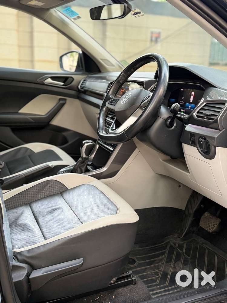 Volkswagen Taigun 1.0 Tsi Topline At, 2022, Petrol