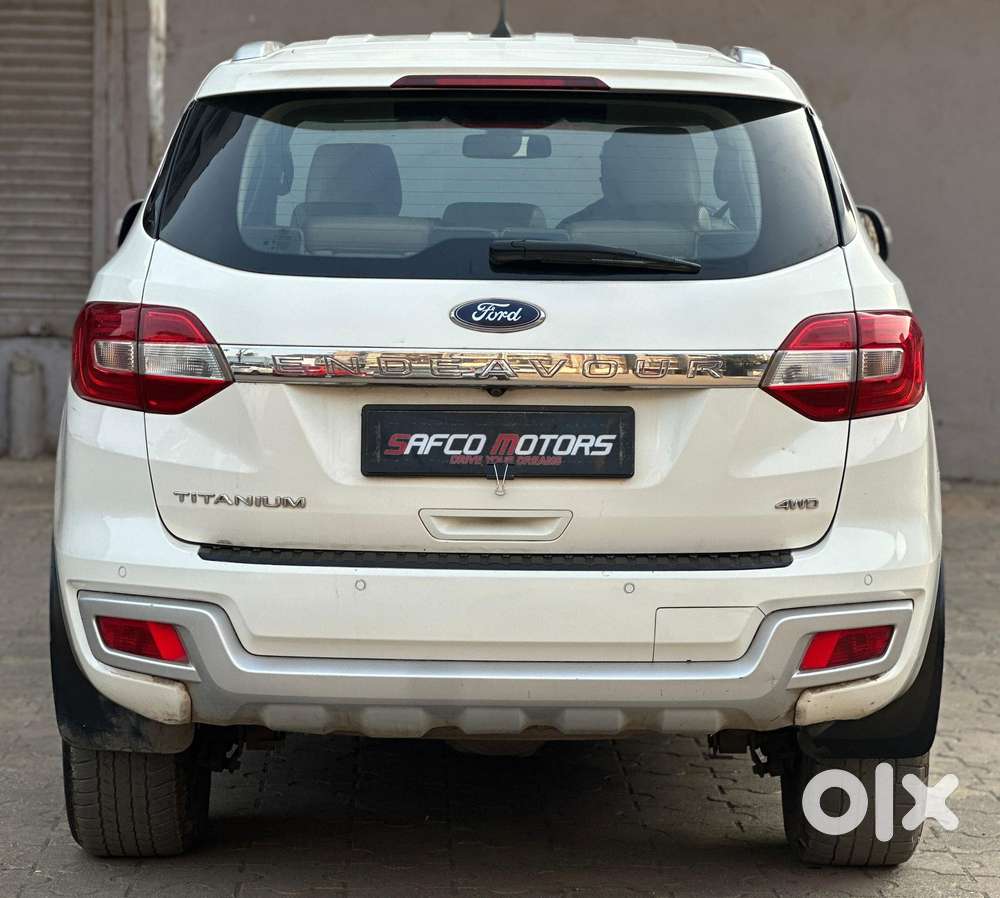 Ford Endeavour 3.2 Titanium At 4x4, 2016, Diesel