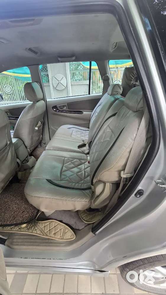 Toyota Innova Vx 2012 Variant