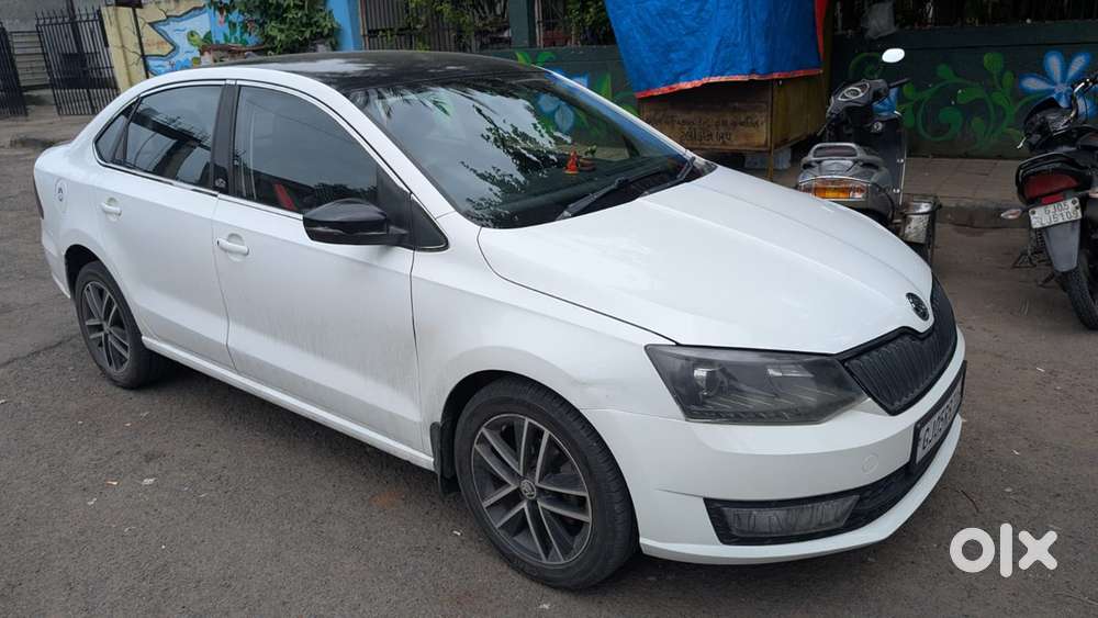 2017 Skoda Rapid Diesel Automatic 90000 Km Driven