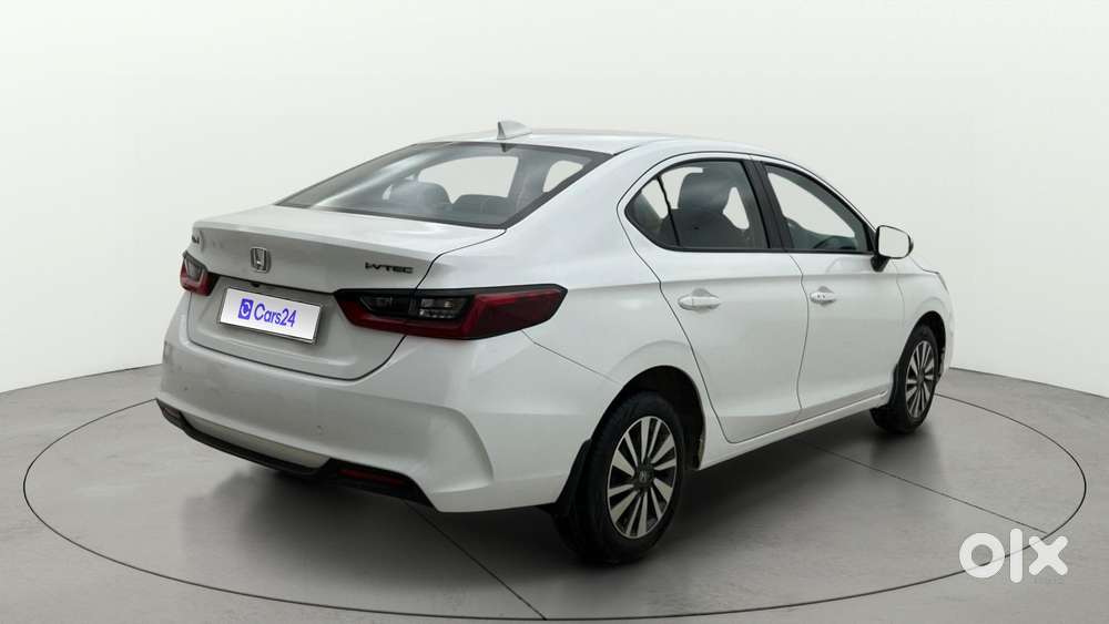 Honda City 1.5 V CVT i-VTEC MT, 2023, Petrol