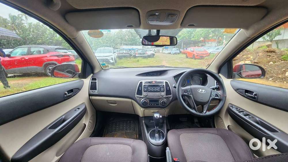 Hyundai I20 Sportz At 1.4, 2013, Petrol