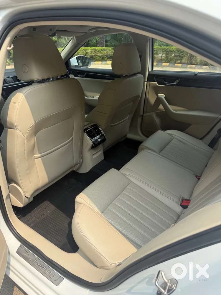 Skoda Superb 2.0 L&k Tsi At, 2020, Petrol