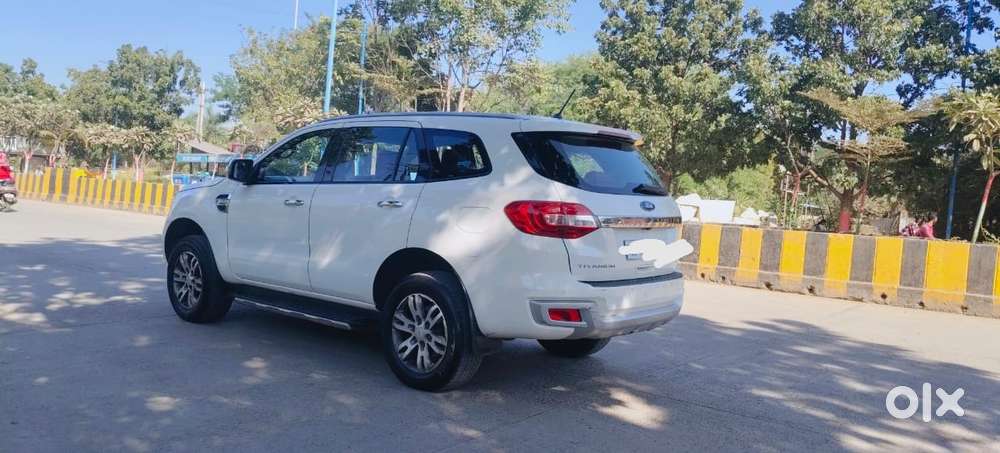 Ford Endeavour 3.2 Titanium At 4x4, 2017, Diesel