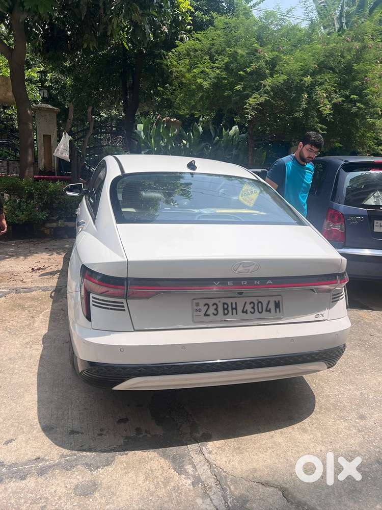 Hyundai Verna Petrol 2023