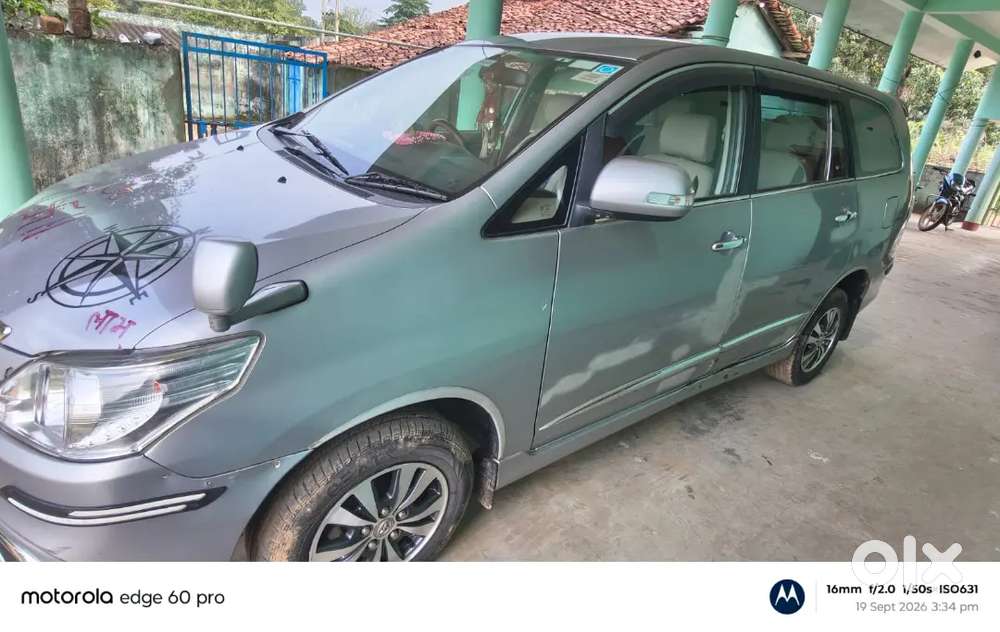 Toyota Innova Diesel 2015 7 Str