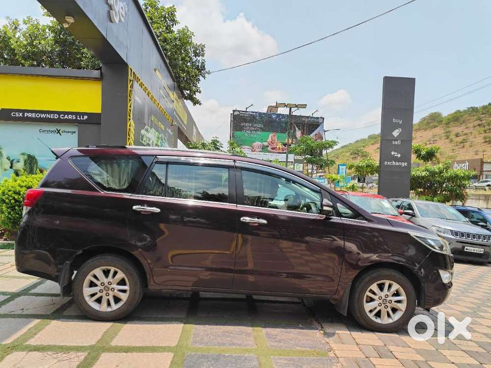Toyota Innova Crysta 2.4 V, 2016, Diesel