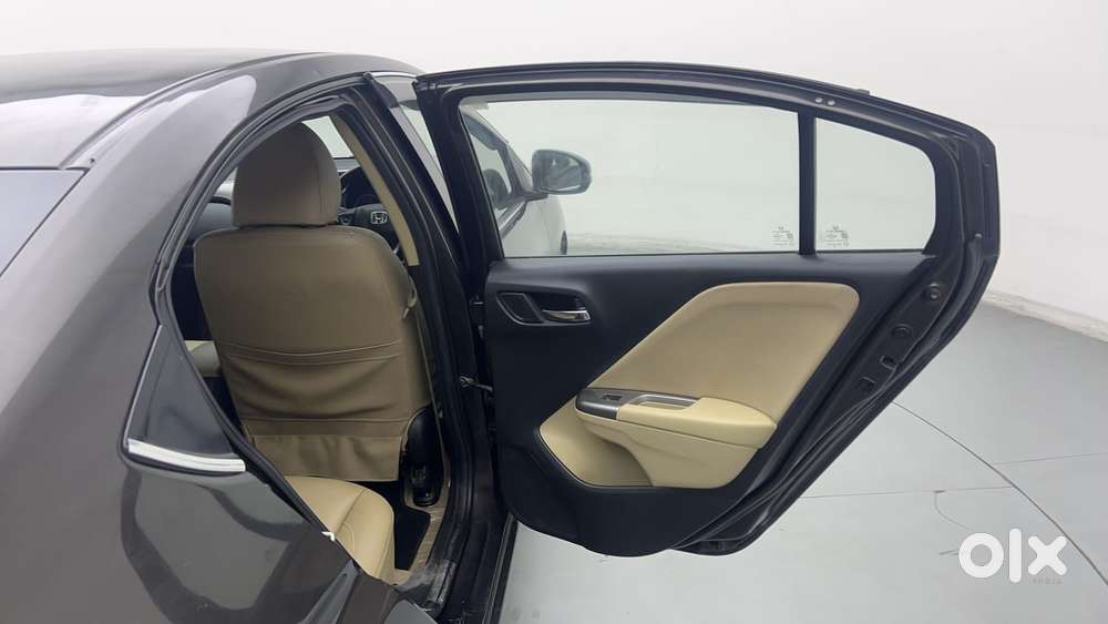 Honda City I-vtec S, 2015, Petrol