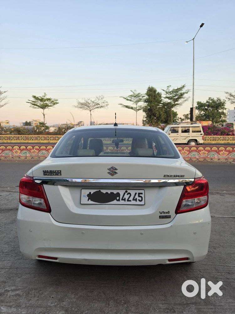 Maruti Suzuki Swift Dzire Amt Vdi, 2017, Diesel