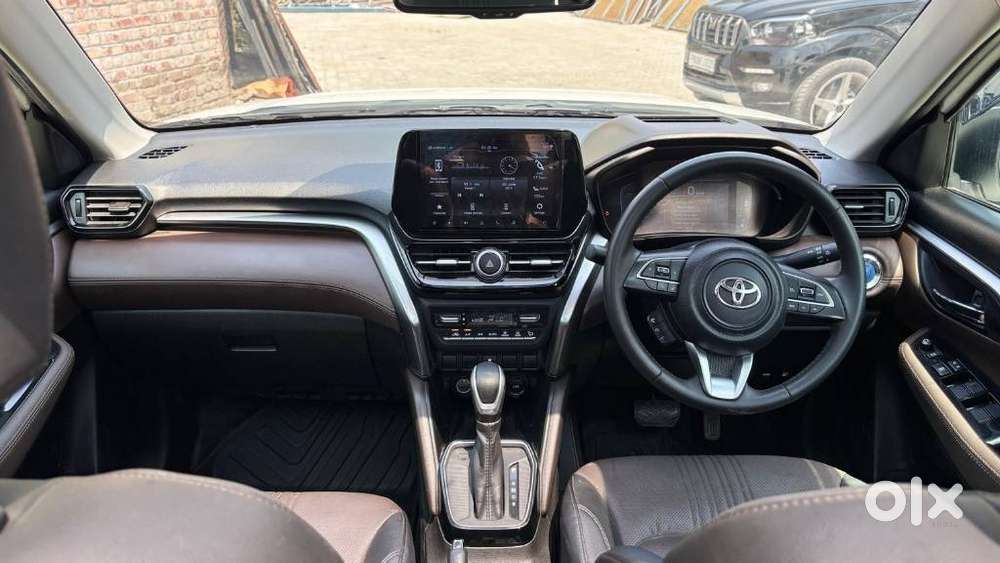 Toyota Urban Cruiser, 2024, Petrol