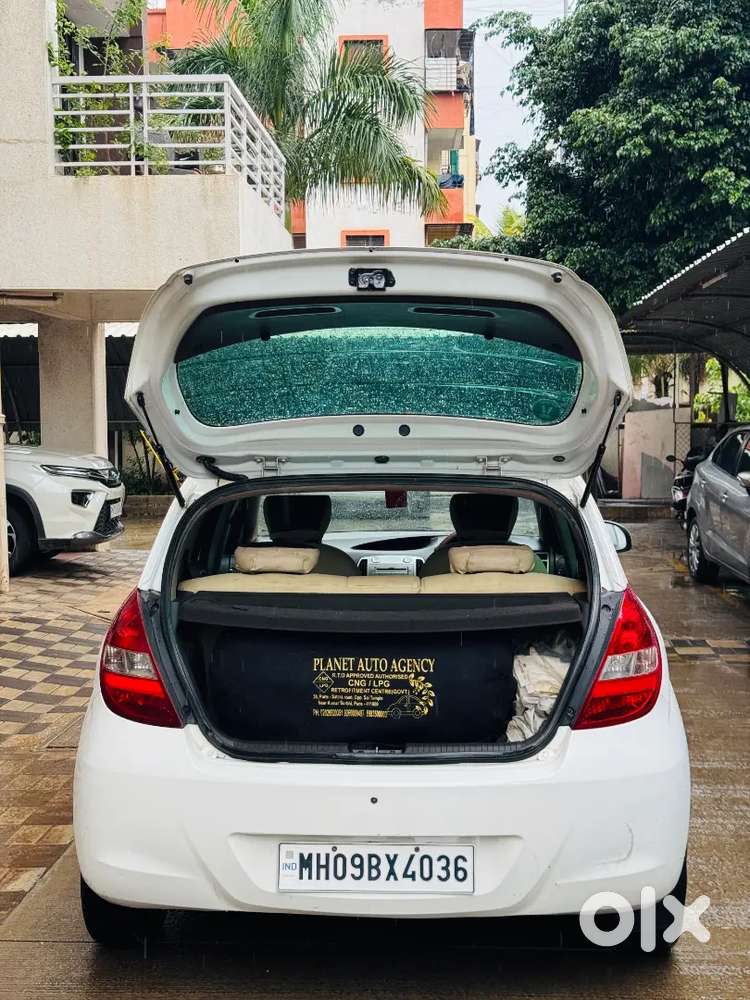 Hyundai I20 Sports Petrol Cng 2011 Insurance Valid 215000 Negotiable