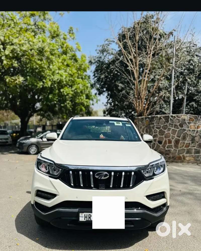 Mahindra Alturas G4 2019