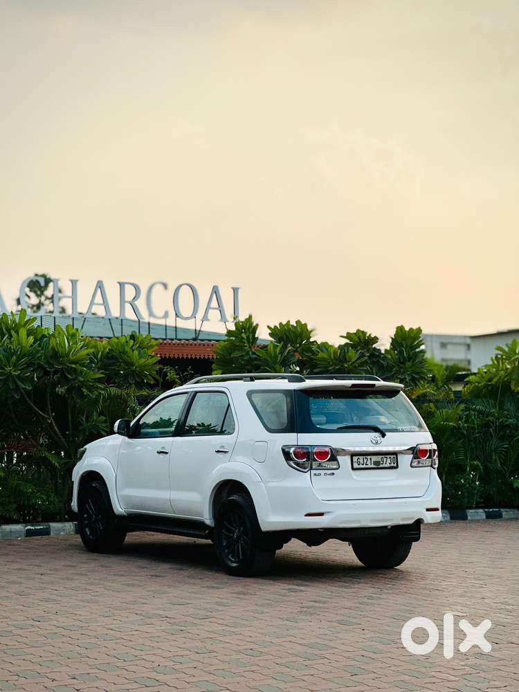 Toyota Fortuner 3.0 4x2 Mt, 2015, Diesel