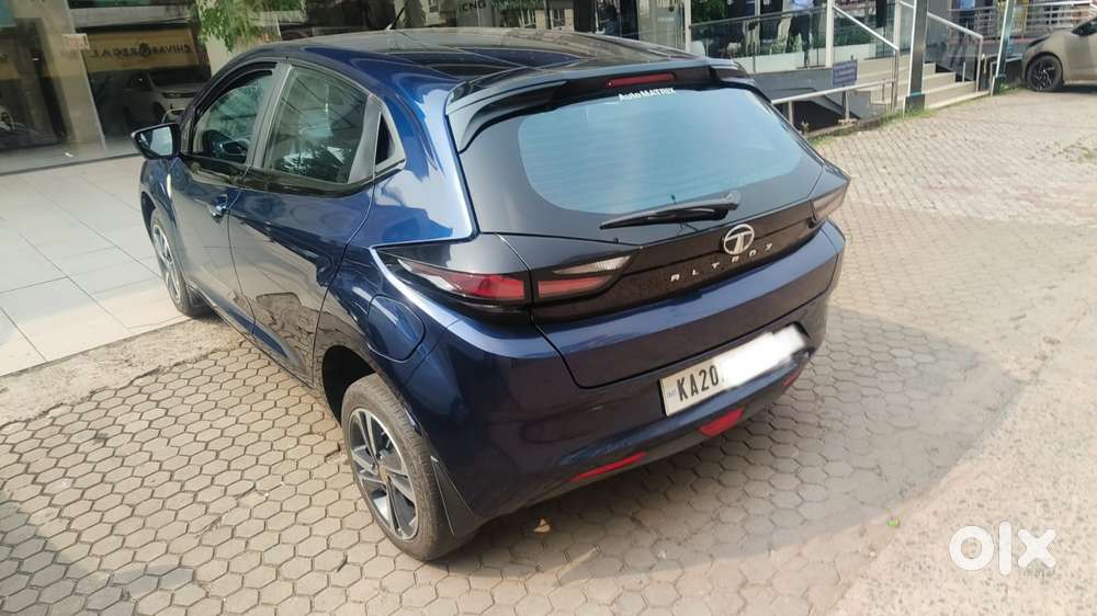 Tata Altroz 1.2 Xta Petrol Dct, 2022, Petrol