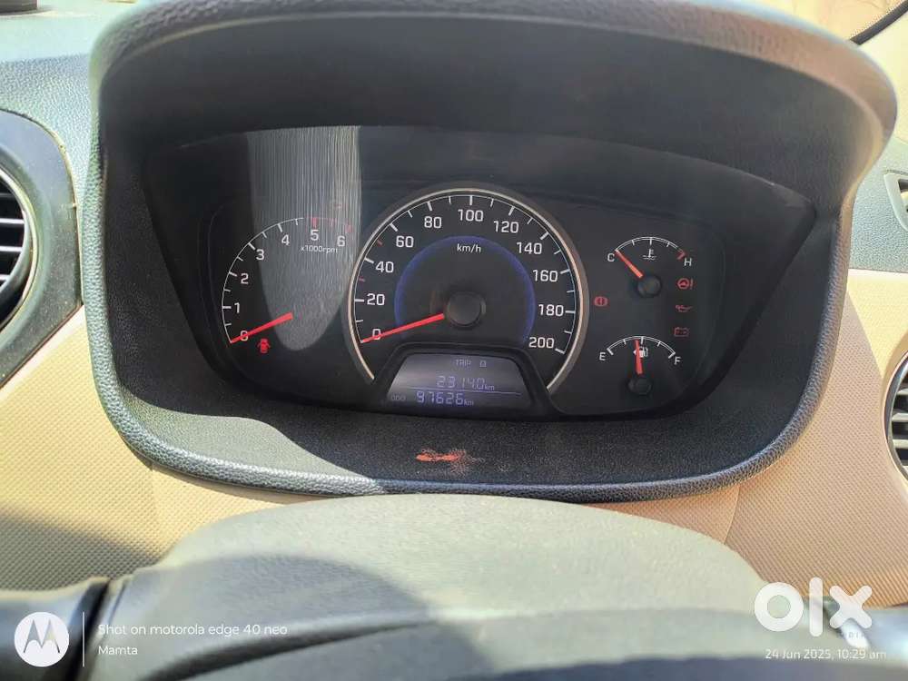 Hyundai Grand I10 2016 Diesel 100000 Km Driven