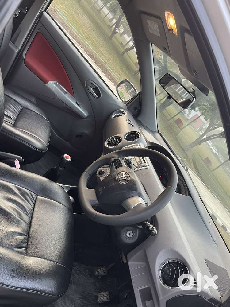 Toyota Etios Vx Xclusive, 2011, Petrol