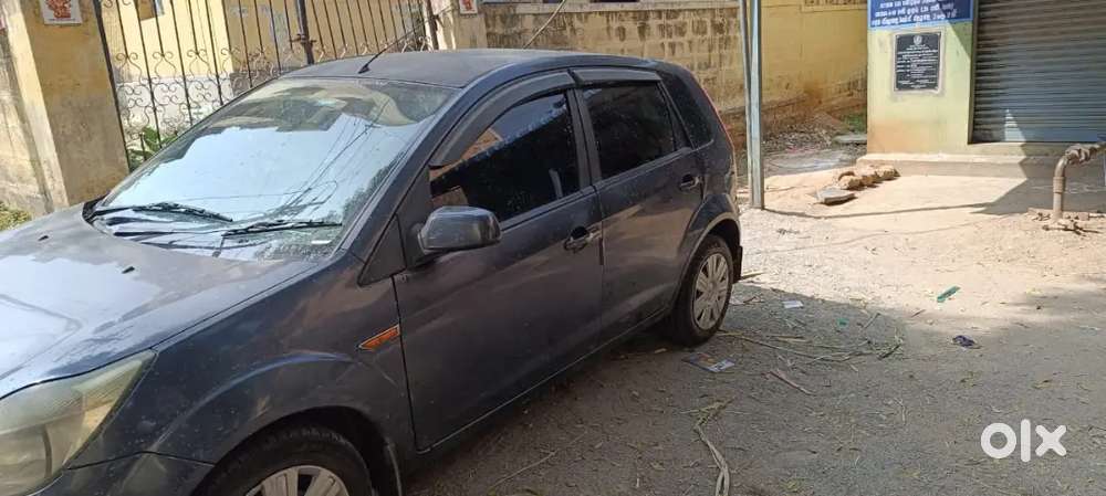 Ford Figo Zxi