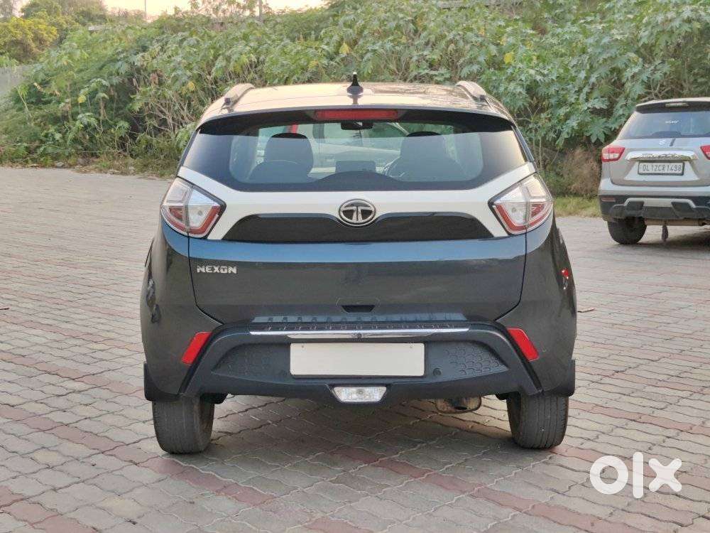 Tata Nexon 1.2 Revotron Xt, 2019, Petrol