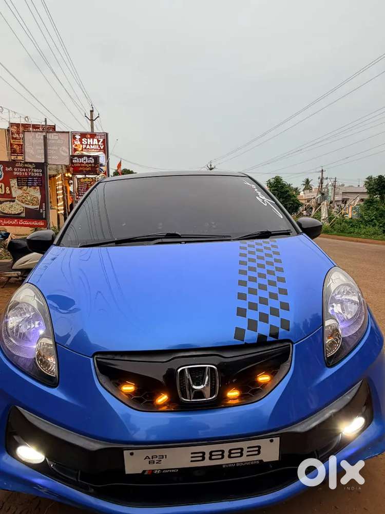Honda Brio Mt 2012