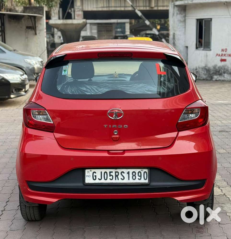 Tata Tiago, 2022, Petrol