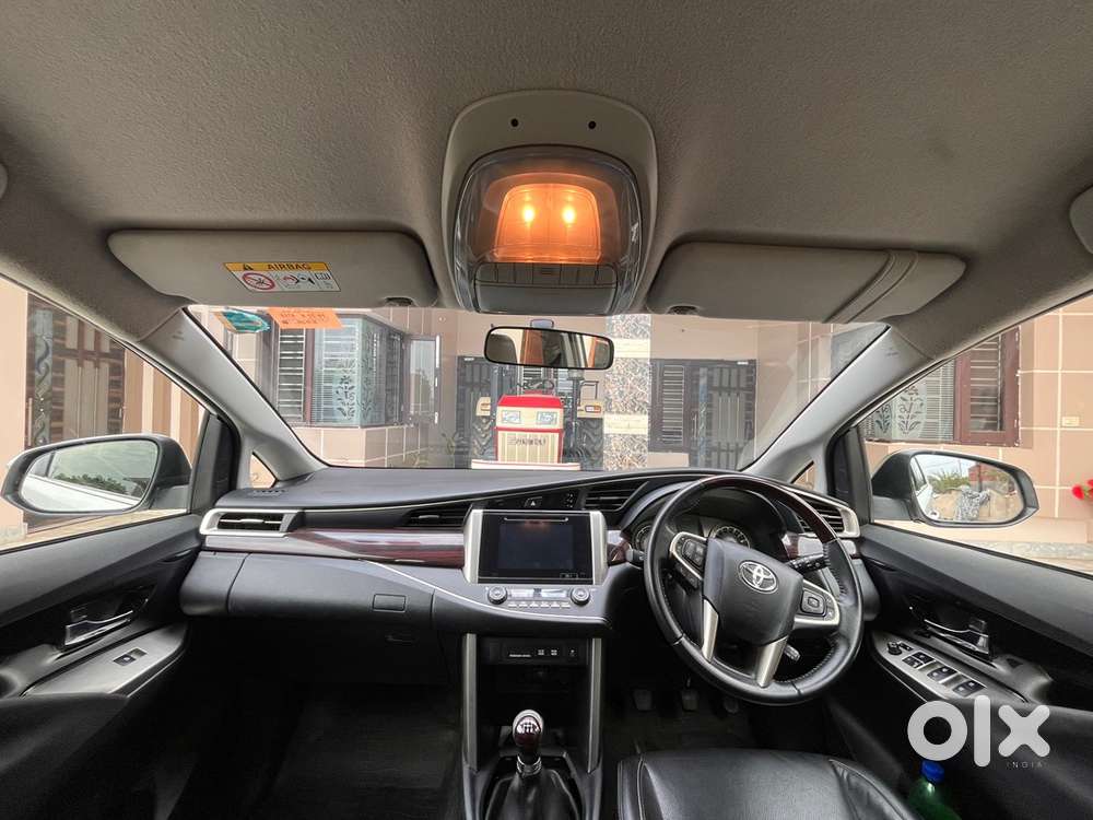 Toyota Innova Crysta 2019