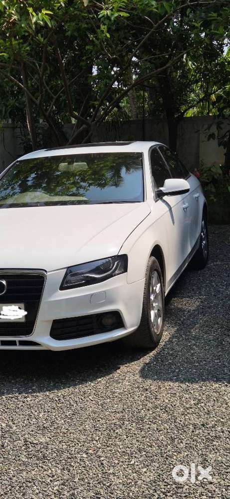 Audi A4 2.0 Premium Plus 40 Tfsi, 2010, Petrol