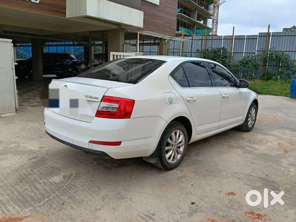 Skoda Octavia 1.8 Tsi Style Plus At, 2016, Petrol