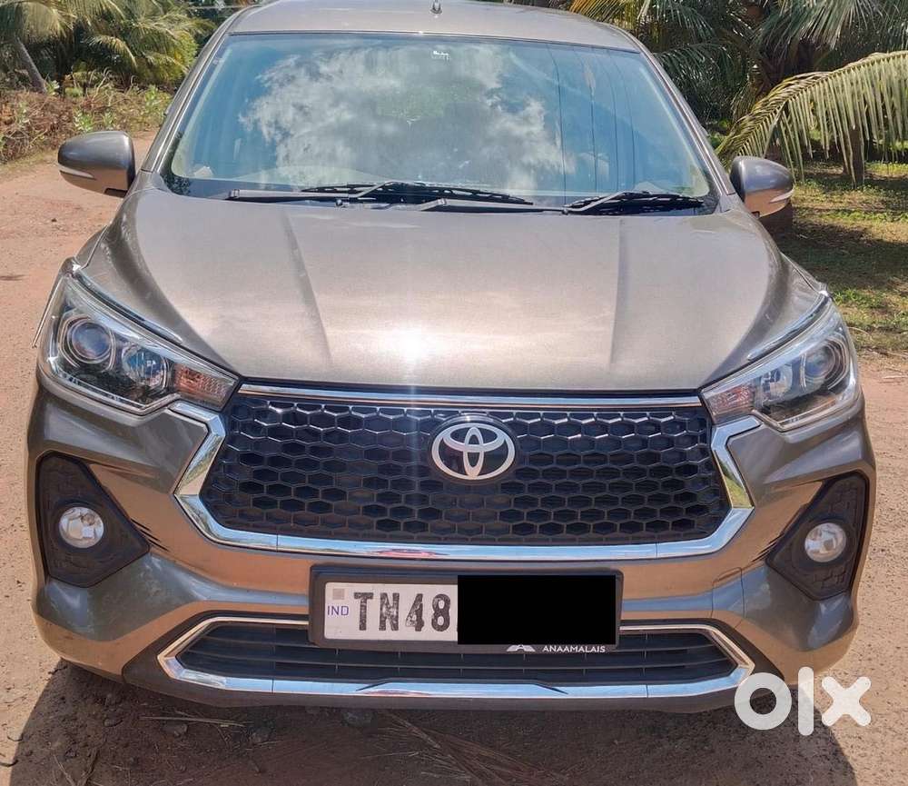 Toyota Rumion V Mt, 2025, Petrol