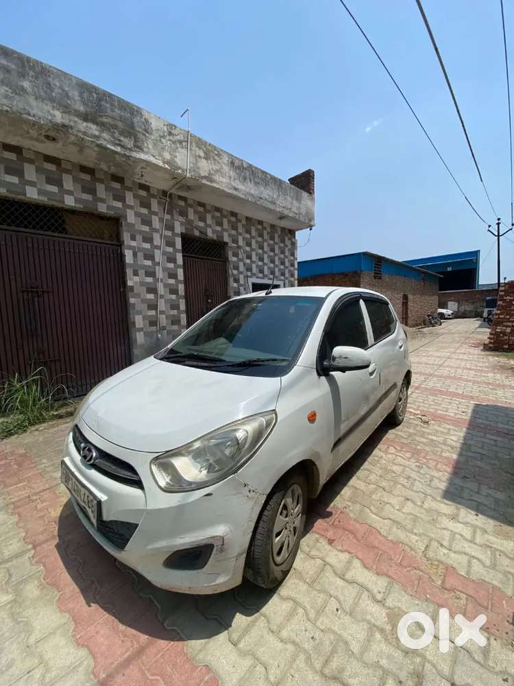 I 10 Car 2011 Model Good Condition
