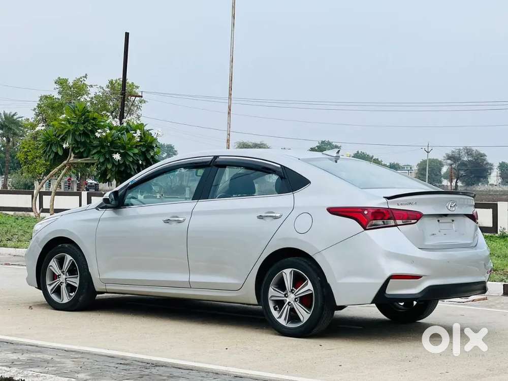 Hyundai Verna 2018 Diesel 79000 Km Driven Ventilated Seats