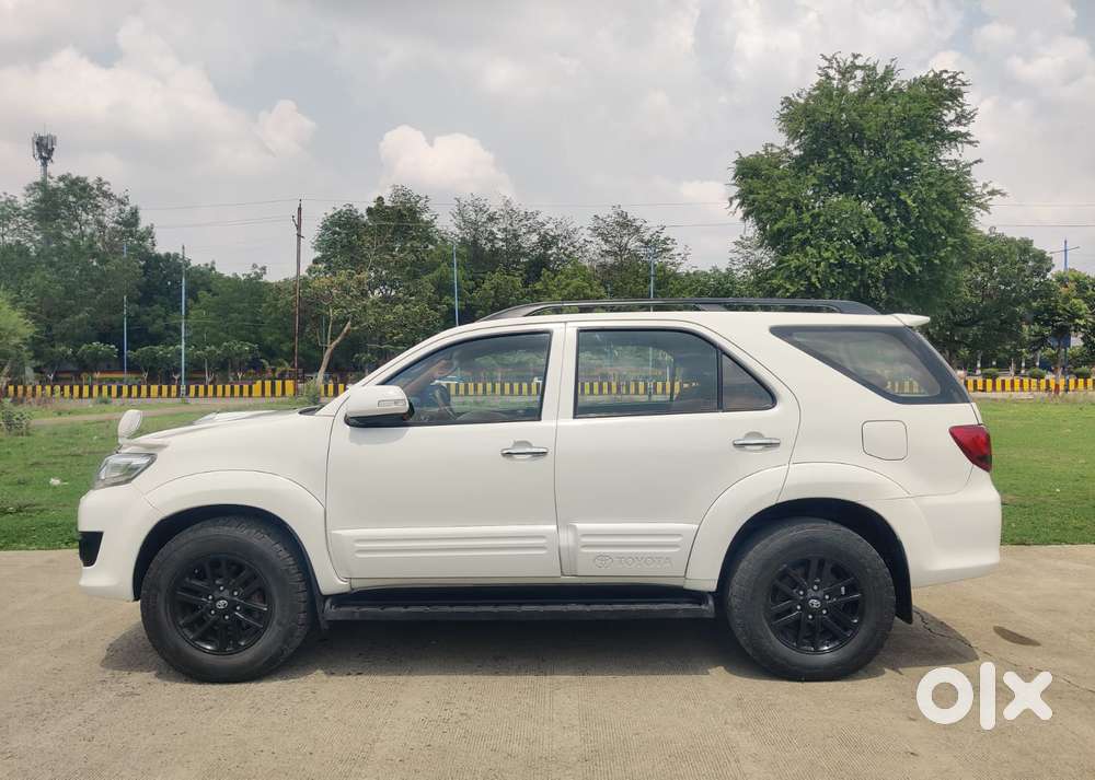 Toyota Fortuner 3.0 4x2 Mt, 2014, Diesel