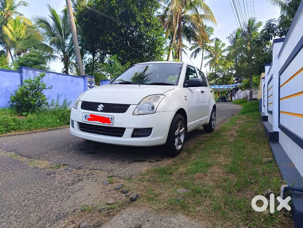 Maruti Suzuki Swift 2011 Diesel 110000 Km Driven
